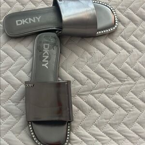 DKNY Silver Slide Sandals NWOT Sz 7